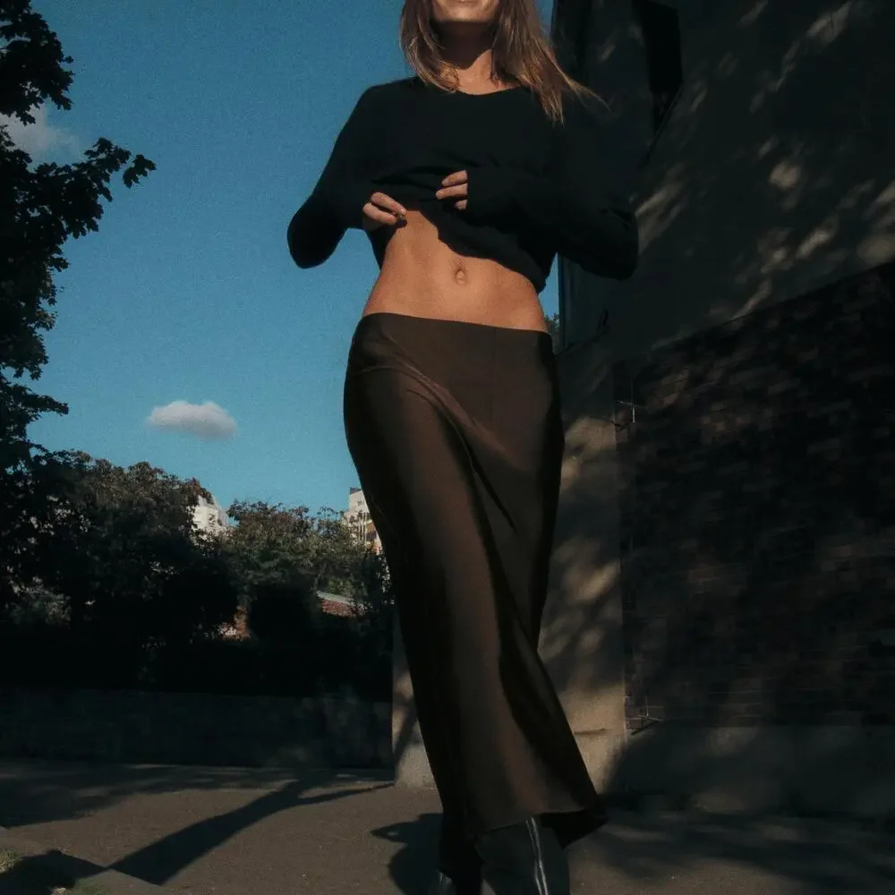 SATIN EFFECT MIDI SKIRT